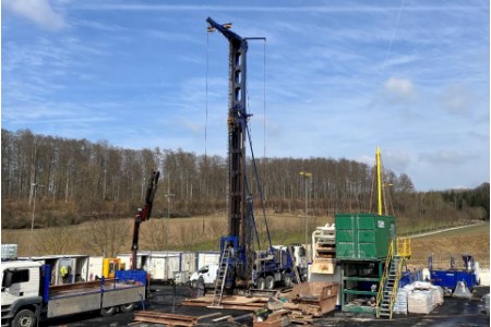 Second hole drilling begins at Ohmgebirge